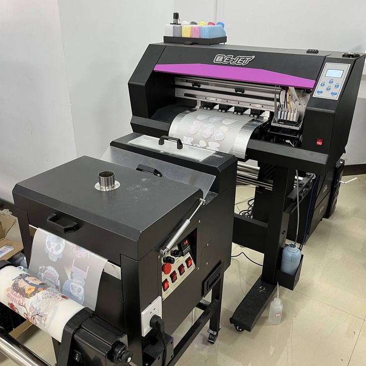 DTF-Machine DTF Printing Machines: Revolutionizing Custom Apparel Printing in 2025